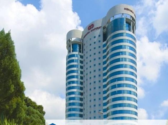 Menara Amfirst