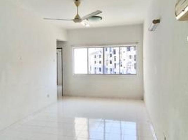 Menara Kuda Lari Apartment Georgetown 3 Rooms BELOW MARKET VALUE