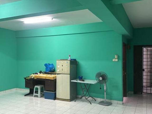 Menara puteri brickfields for sale 310k Investors or own stay welcome