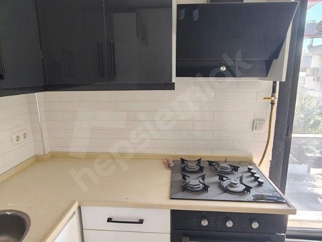 Menderes Turyap'tan Cüneytbey Mh. 1+1 Kiralık Daire