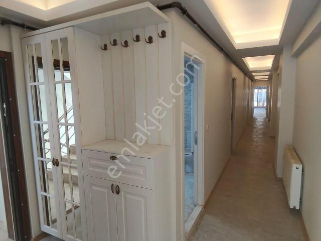 Menderes Turyap'tan Kasımpaşa Mh. Kiralık 3+1 Sıfır Daire