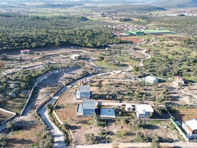 MENDERES ÇAKALTEPEDE 500 M2 HİSSE TAPULU MANZARALI PARSELLER