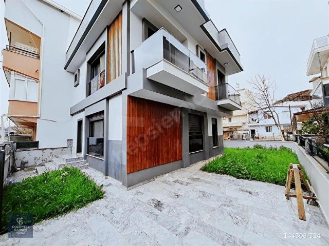 MENDERES COLDWELL BANKER POYRAZ'DAN DUBLEKS 4+1 LÜKS VİLLA