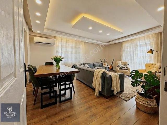 Menderes Cüneytbey Mah. Satılık 2 Cepheli 130 M2 3+1 Daire