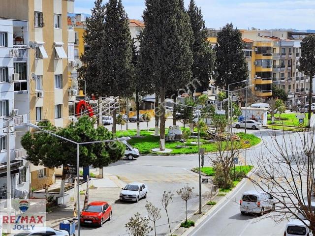 Menderes Mah. Adnan Kahveci Caddesi Satılık 3+1 Daire 135 M²