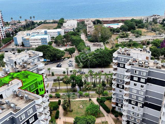 Menderes Mahallesi'nde Deniz Manzaralı Satılık 5+1 Dubleks Daire