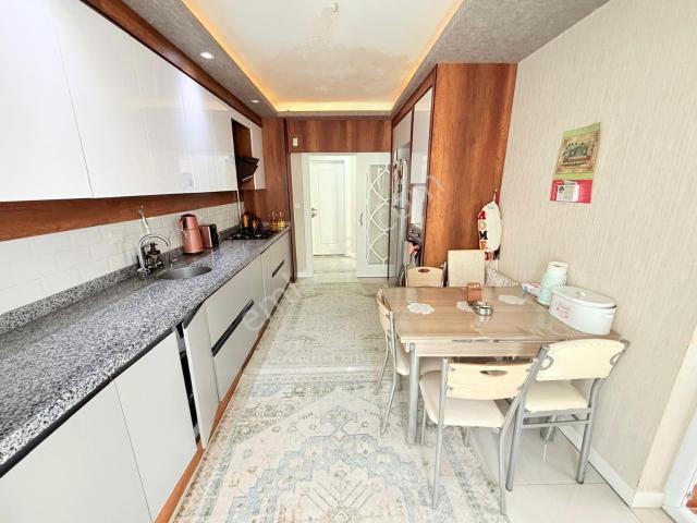 Mendersde Bulvar Üzeri Kuruş Masrafsız Kaçırılmayacak 3+1 Daire