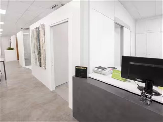 Mendrisio Büro/Ausstellungsraum/Lager