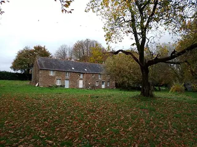 Ménéac 56490 Achat / Vente maison 8 pièces t8 au dernier étage