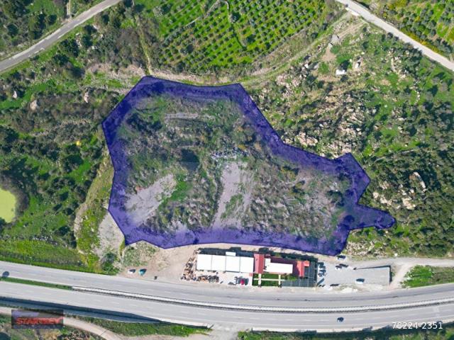 MENEMEN MANİSA YOLU ÜZERİNDE 18 DÖNÜM TARLA