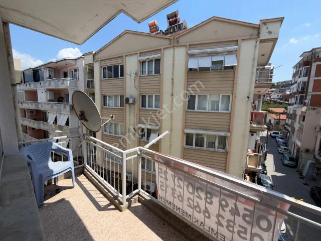 Menemen Çarşıda İzbana Yakın Doğalgazlı 2+1 Kiralık Daire