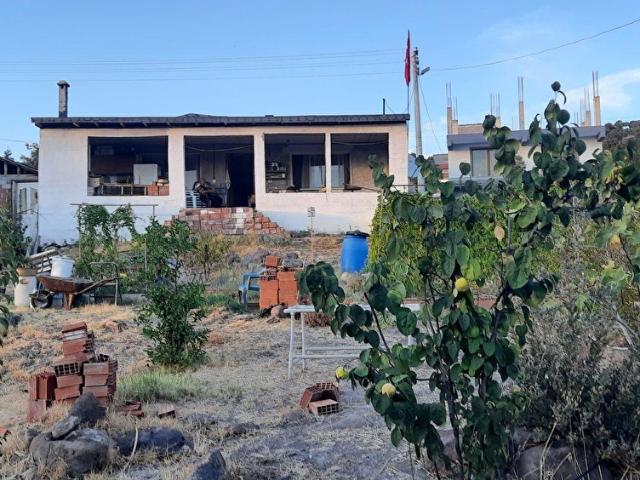 MENEMEN EMİRALEM SÜLEYMANLIDA 1206 M2 KONUT İMARLI EVİ OLAN ARSA
