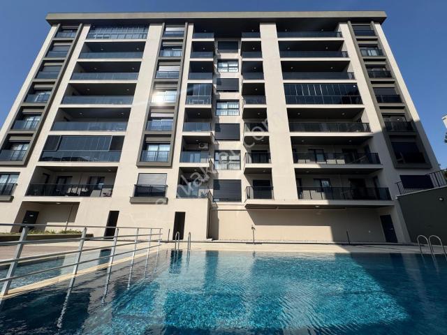 Menemen Kemal Atatürk Mah.rota Life Sitesinde 4+1 Satılık Dublex