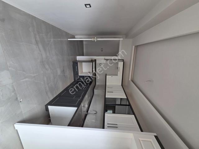 Menemen Koyundere Sıfır Kiralık Havuzlu Sitede 2+1 Arakat Daire