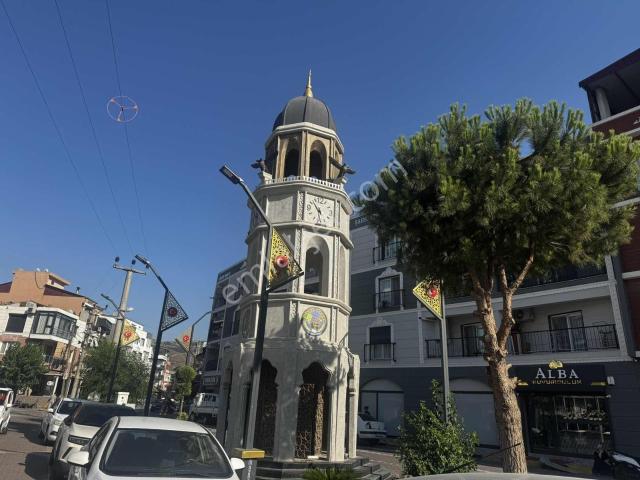 Menemen Koyundere Saat Kulesi Yanı Satılık 360 M2 Dükkan İşyeri