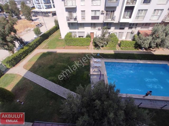 Menemen Seyrek Merkez 1+1 Havuzlu Eşyalı Doğalgaz Kiralık Daire