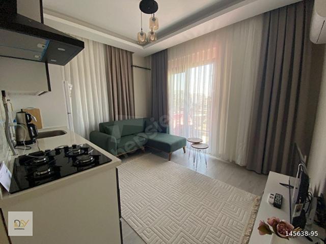 MENEMEN SEYREKTE 1+1 FULL EŞYALI ARA KAT BALKONLU YENİ DAİRE
