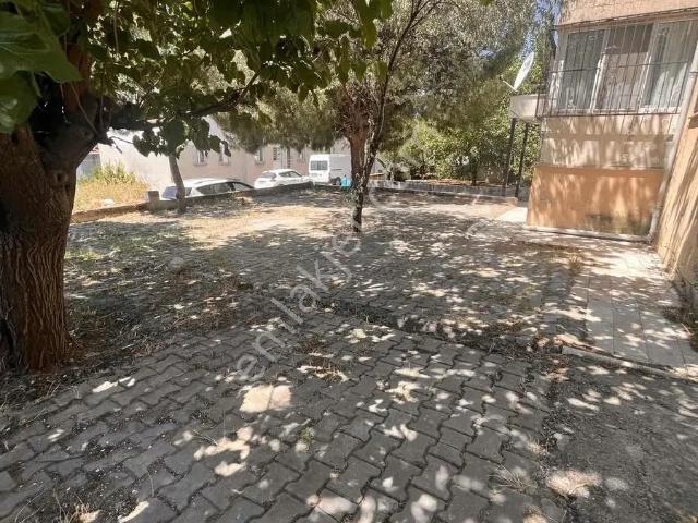 Menemen'de Kiralık Daire 2+1 Bahçeli Ve Depolu