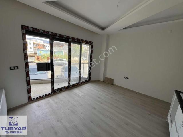 Menemen'de Kiralık Doğalgazlı 1+1 Daire