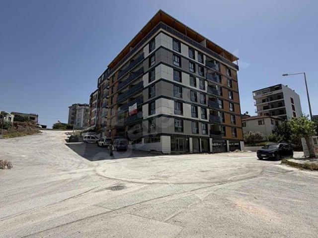 Menemende Satılık Dubleks Daire 4+1 Devlet Hastanesi Yakını