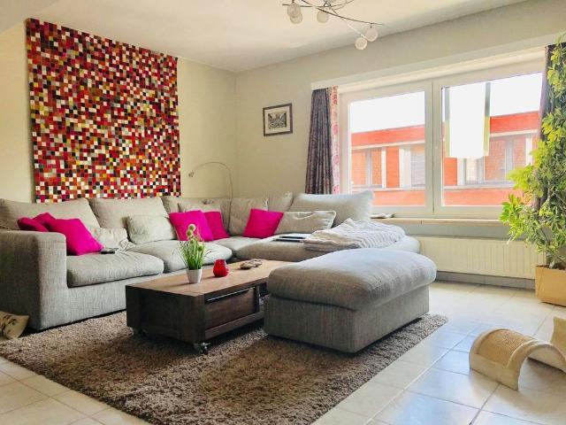 Menen Vernieuwd appartement op tweede verdieping