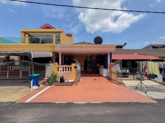 MENGHADAP SURAU 1 Storey Taman Sri Serdang Seri Kembangan