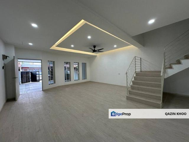 Menglembu 2.5 Storey Terrace House