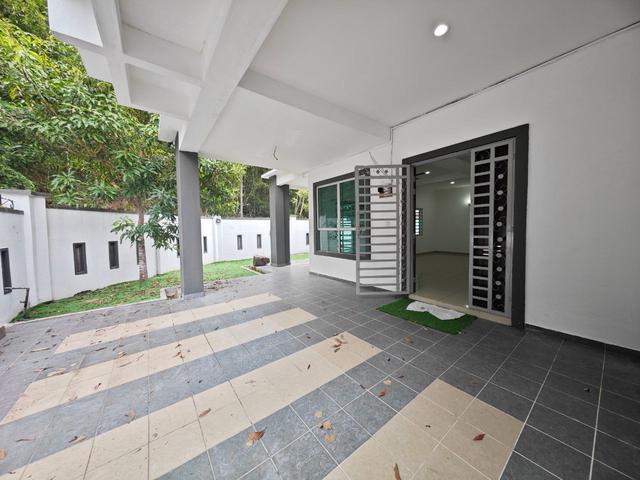 Menglembu Corner Lot Double Storey Terrace House For Sale