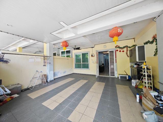Menglembu Double Storey Terrace House Partly Furnished For Sales