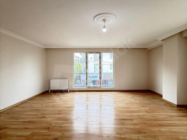 MENGÜKAN'DAN HİLAL CADDESİ ÜZERİNDE 3+1 FIRSAT DAİRE!