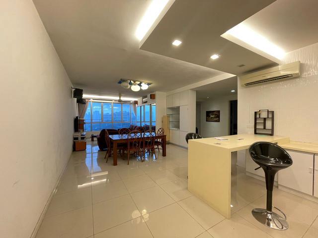 Menjalara 18 1635sf Renovated Big Layout Near Desa Park City