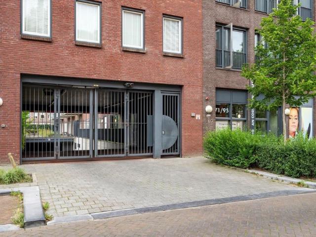 Menno van Coehoornstraat 81