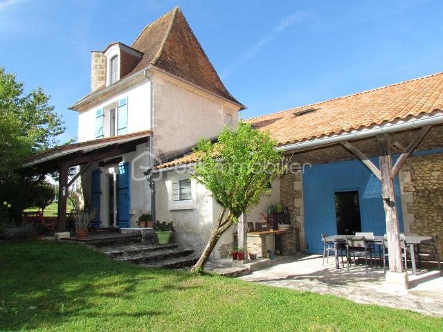 MENSIGNAC 24350 Près PERIGUEUX,MAISON PERIGOURDINE de 223 m² à COUP DE COEUR !