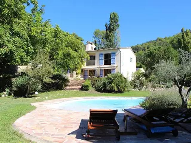 Méounes lès Montrieux 83136 Achat / Vente maison 7 pièces t7 piscine