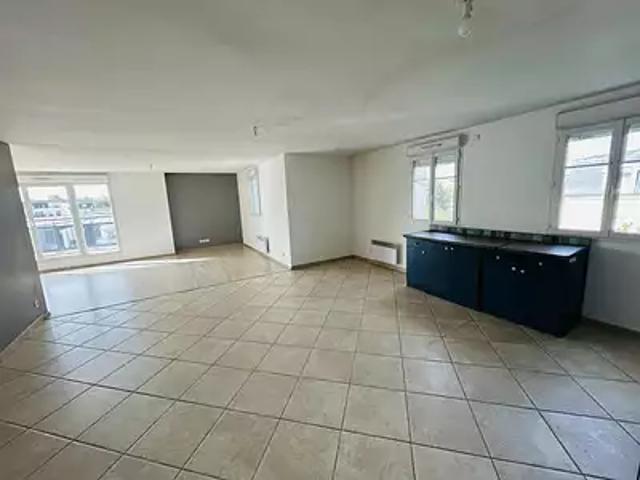 Meaux 77100 Achat / Vente appartement 3 pièces t3 au dernier étage terrasse