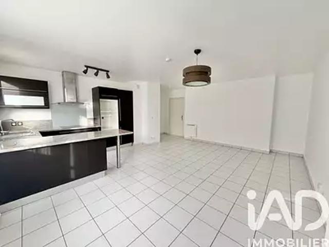 Meaux 77100 Achat / Vente appartement 3 pièces t3 parking