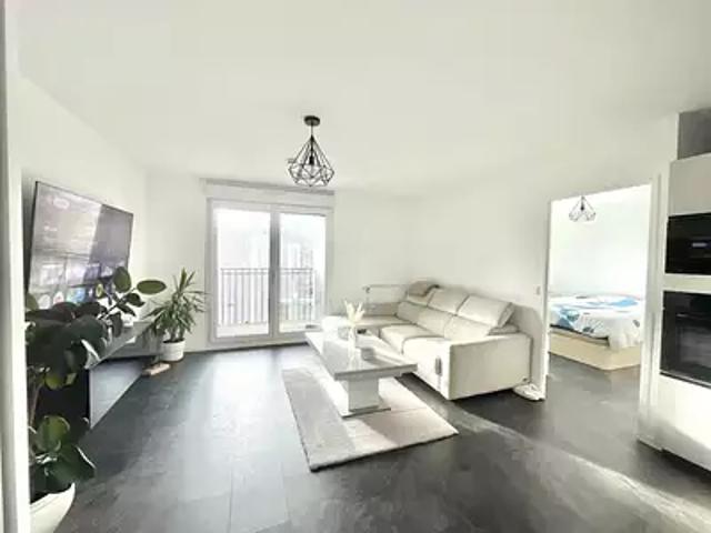 Meaux 77100 Location appartement 2 pièces t2 au dernier étage