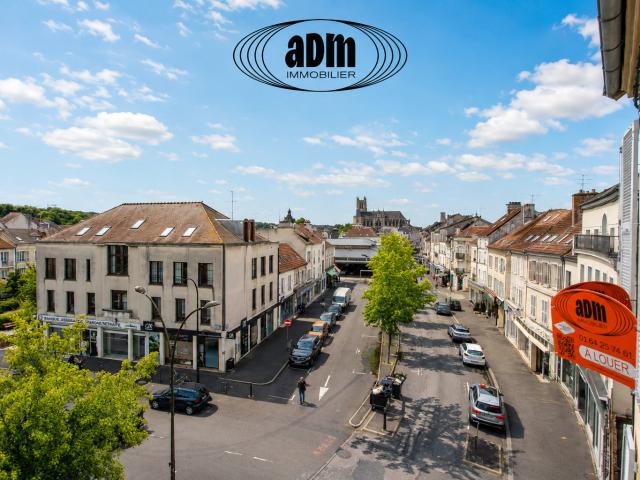 MEAUX – PLACE DU MARCHÉ / GARE À PIED
