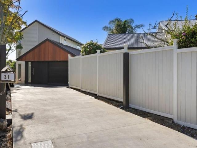 meadowbank, 5 bedrooms
