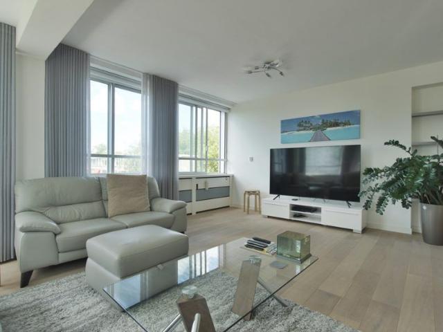 Meander 807