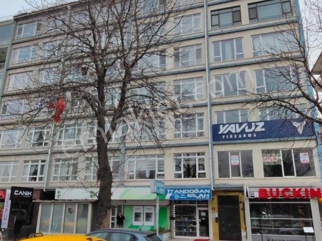 Mebusevleri Tandoğan Meydanı Nda 4+1 145 M2 Katta Ön Cephe Daire