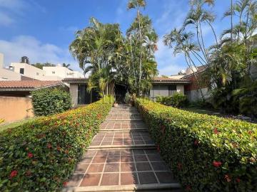 MECV2135 CASA EN VENTA, COLONIA LOMAS DE ROSALES $7’500,000