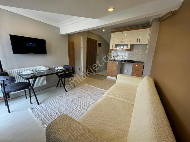 Mecidiyeköy'de Full Sıfır Eşyalı Şehir Manzaralı 2+1 Kiralık Eşyalı Daire