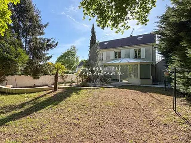 Médan 78670 Achat / Vente maison 9 pièces t9 au dernier étage terrasse