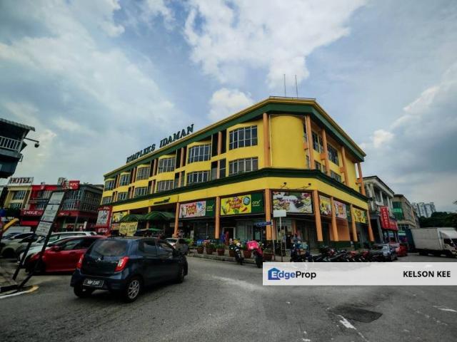 Medan Idaman Business Centre