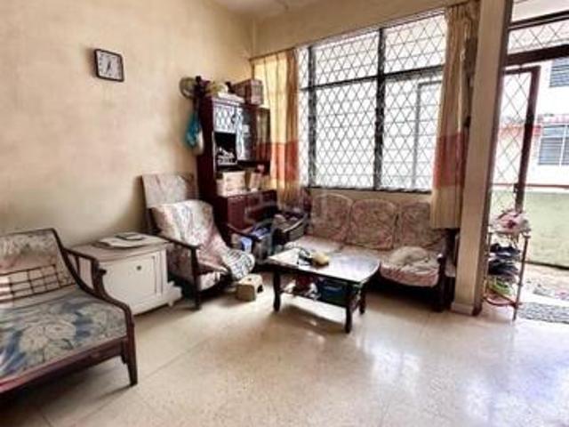 Medan mutiara unfurnished 1car park