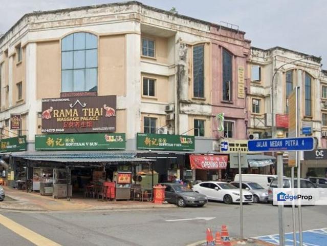 MEDAN PUTRA BUSINESS CENTRA