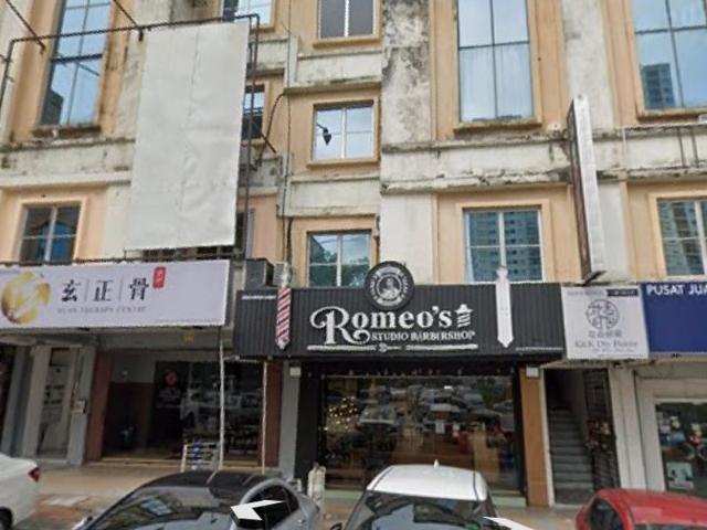 Medan Putra Business Centre