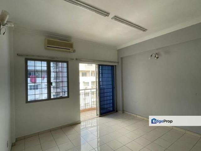 Medan Putra Condominium
