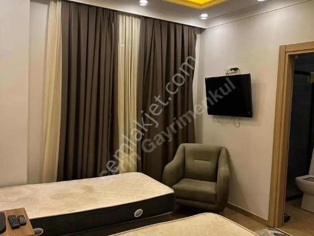Medar Hastanesi Mavi Durak Civarı Herşey Dahil 1+0 Daire